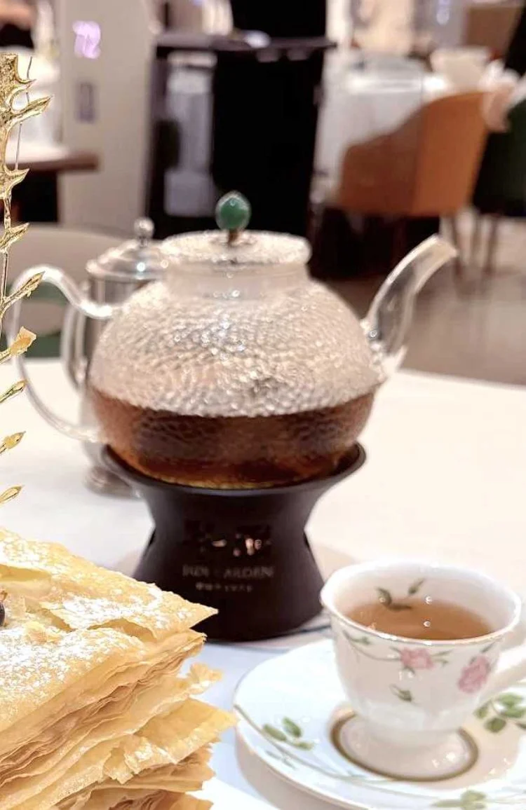 广州翠园餐厅“天价白开水”争议：明码标价能否成为免责金牌？